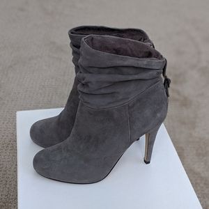 👠 Aldo Grey Booties (8.5)